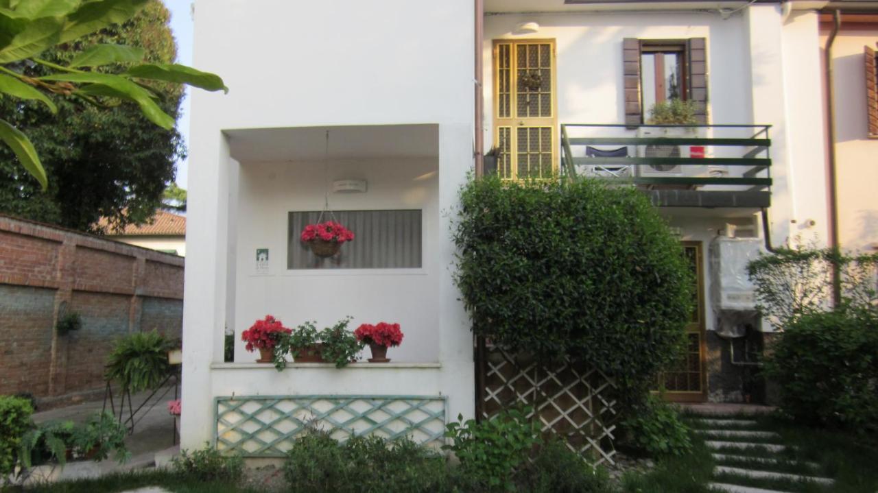A Casa Di Dora Acomodação com café da manhã Treviso Exterior foto